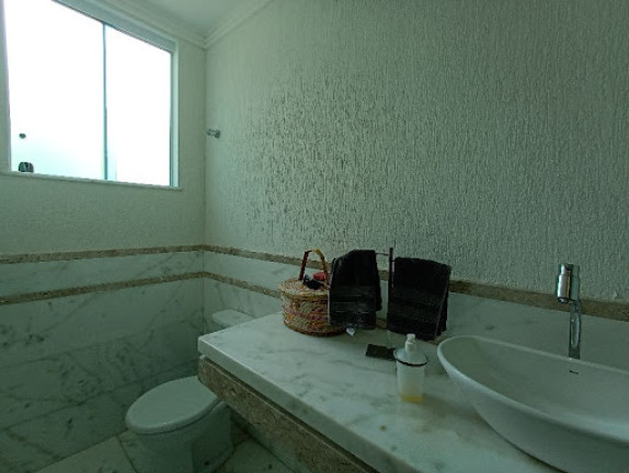Imagem Casa com 3 Quartos à Venda, 240 m² em Busca Vida - Camaçari