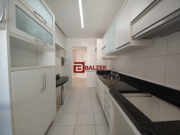 Imagem Apartamento com 3 Quartos à Venda, 125 m² em Centro - Florianópolis Imagem Apartamento com 3 Quartos à Venda, 125 m² em Centro - Florianópolis