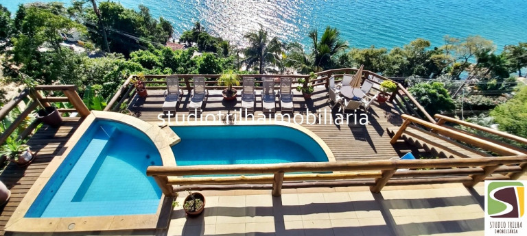Imagem Casa com 6 Quartos à Venda, em Piúva - Ilhabela Imagem Casa com 6 Quartos à Venda, em Piúva - Ilhabela
