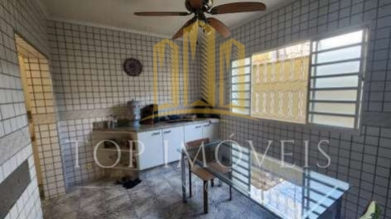 Imagem Casa com 3 Quartos à Venda, 250 m² em Vila Tiberio - Ribeirão Preto