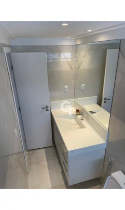Imagem Casa com 4 Quartos à Venda, 624 m² em Busca Vida (abrantes) - Camaçari