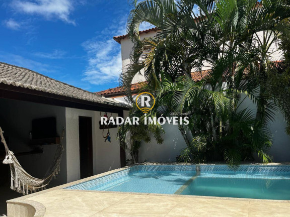 Casa com 4 Quartos à Venda, 300 m² em Peró - Cabo Frio