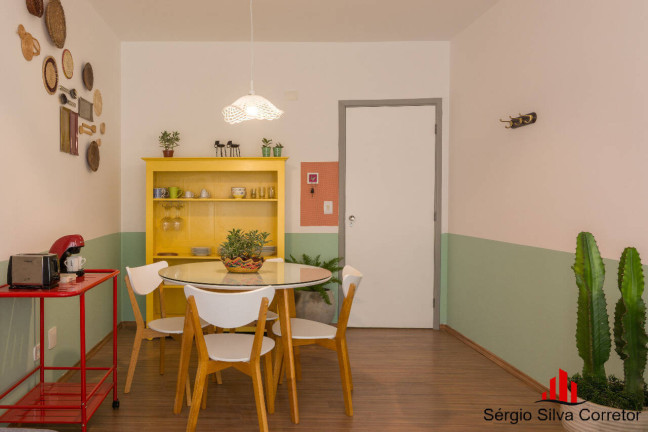 Imagem Apartamento com 2 Quartos à Venda, 65 m² em Vila Abernéssia - Campos Do Jordão Imagem Apartamento com 2 Quartos à Venda, 65 m² em Vila Abernéssia - Campos Do Jordão