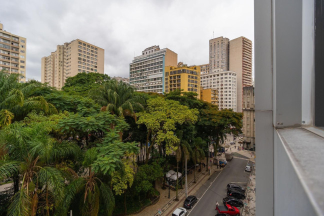 Imagem Imóvel Comercial à Venda, 2.096 m² em Centro - Curitiba Imagem Imóvel Comercial à Venda, 2.096 m² em Centro - Curitiba