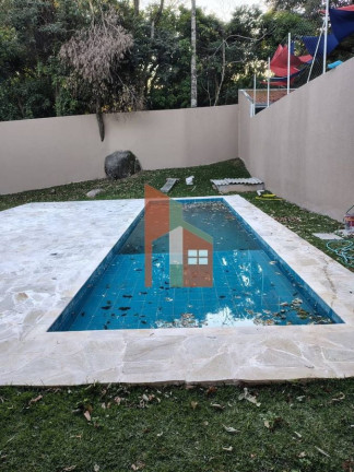 Casa de Condomínio com 4 Quartos à Venda, 450 m² em Atibaia