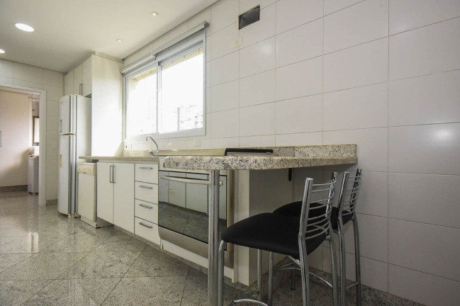Imagem Imóvel com 3 Quartos à Venda, 193 m² em Vila Suzana - São Paulo Imagem Imóvel com 3 Quartos à Venda, 193 m² em Vila Suzana - São Paulo