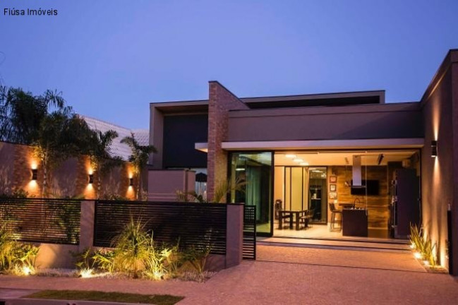 Imagem Casa com 3 Quartos à Venda, 295 m² em Residencial Morada Da Fronteira - Rifaina Imagem Casa com 3 Quartos à Venda, 295 m² em Residencial Morada Da Fronteira - Rifaina