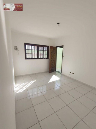 Imagem Casa com 2 Quartos à Venda, 125 m² em Jardim Do Triunfo - Guarulhos Imagem Casa com 2 Quartos à Venda, 125 m² em Jardim Do Triunfo - Guarulhos