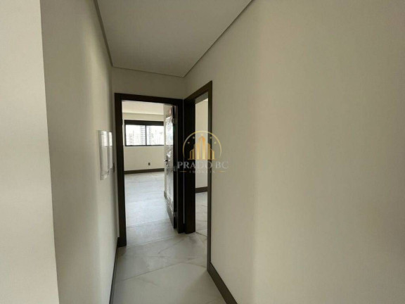 Imagem Apartamento com 3 Quartos à Venda, 130 m² em Centro - Balneário Camboriú Imagem Apartamento com 3 Quartos à Venda, 130 m² em Centro - Balneário Camboriú