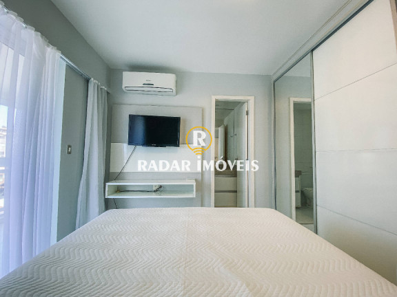 Imagem Apartamento com 4 Quartos à Venda, 170 m² em Algodoal - Cabo Frio