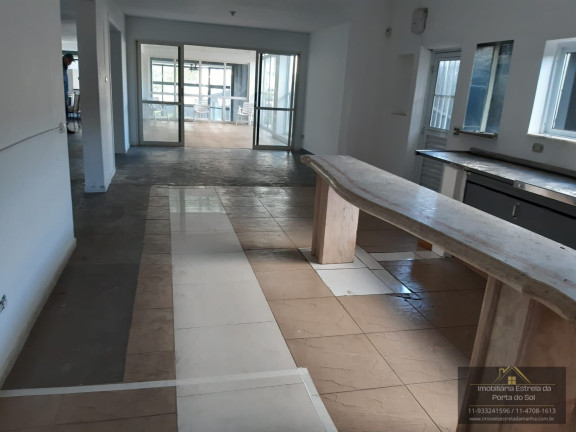 Imagem Sobrado com 4 Quartos para Alugar, 556 m² em Vila Tramontano - São Paulo
