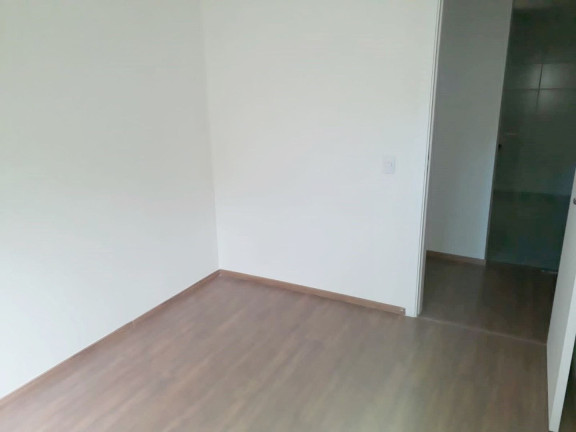 Imagem Imóvel com 2 Quartos à Venda, 45 m² em Cascata Do Imbuí - Teresópolis