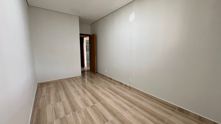 Imagem Casa com 3 Quartos à Venda, 140 m² em Recanto Das Emas - Brasília Imagem Casa com 3 Quartos à Venda, 140 m² em Recanto Das Emas - Brasília