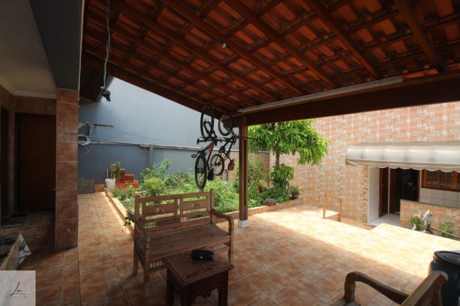 Imagem Casa com 3 Quartos à Venda, 191 m² em Jardim Regina - Indaiatuba Imagem Casa com 3 Quartos à Venda, 191 m² em Jardim Regina - Indaiatuba