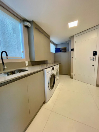 Imagem Apartamento com 7 Quartos à Venda, 600 m² em Centro - Balneário Camboriú Imagem Apartamento com 7 Quartos à Venda, 600 m² em Centro - Balneário Camboriú