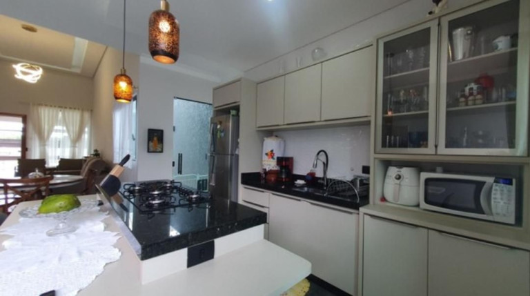Imagem Casa com 3 Quartos à Venda, 136 m² em Bom Jardim - Maringa
