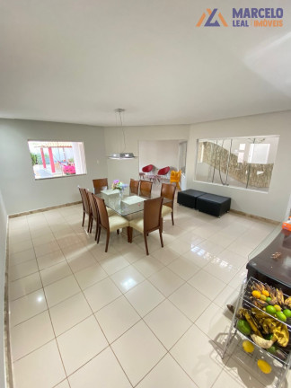 Imagem Casa com 4 Quartos à Venda, 350 m² em Boa Vista - Vitória Da Conquista Imagem Casa com 4 Quartos à Venda, 350 m² em Boa Vista - Vitória Da Conquista