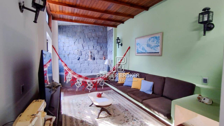 Imagem Casa com 4 Quartos à Venda, 249 m² em Colônia Alpina - Teresópolis