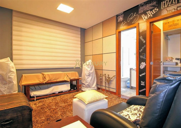 Imagem Imóvel com 4 Quartos à Venda, 271 m² em Vila Da Serra - Nova Lima Imagem Imóvel com 4 Quartos à Venda, 271 m² em Vila Da Serra - Nova Lima