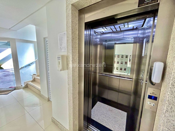 Imagem Apartamento com 3 Quartos à Venda, 94 m² em Bombas - Bombinhas