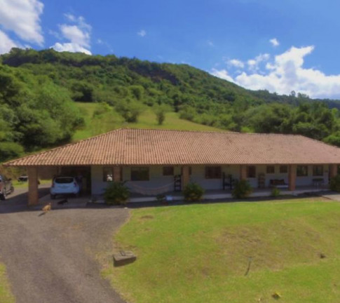 Casa com 4 Quartos à Venda, 380 m² em Lomba Grande - Novo Hamburgo