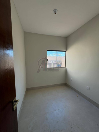 Imagem Casa com 3 Quartos à Venda,  em Jardim Primavera - Montes Claros