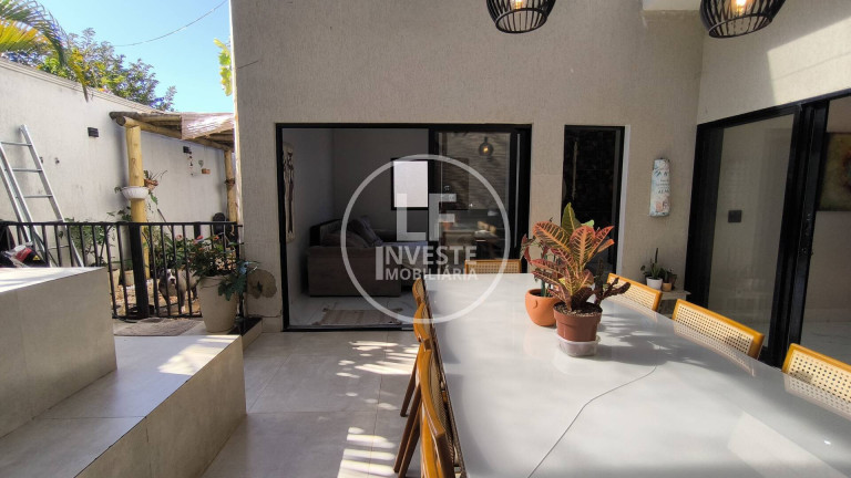 Imagem Casa com 3 Quartos à Venda, 300 m² em Residencial Brisas Da Mata - Goiânia Imagem Casa com 3 Quartos à Venda, 300 m² em Residencial Brisas Da Mata - Goiânia