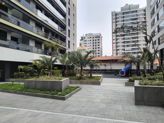 Imagem Apartamento com 2 Quartos à Venda, 103 m² em Centro - Florianópolis