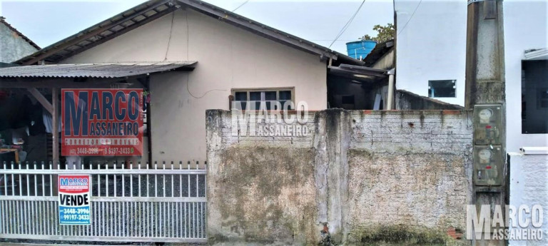 Imagem Casa com 4 Quartos à Venda, 214 m² em Centro - Balneário Barra Do Sul Imagem Casa com 4 Quartos à Venda, 214 m² em Centro - Balneário Barra Do Sul