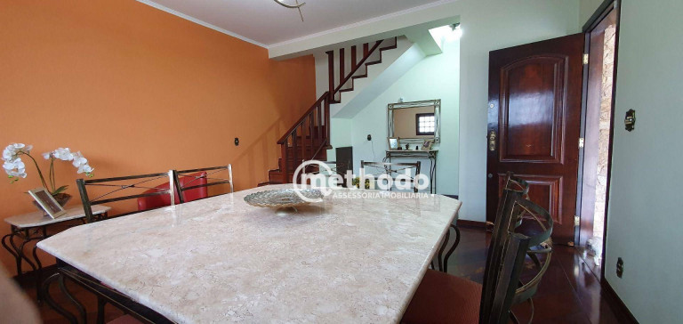 Casa com 3 Quartos à Venda, 251 m² em Parque Da Figueira - Campinas