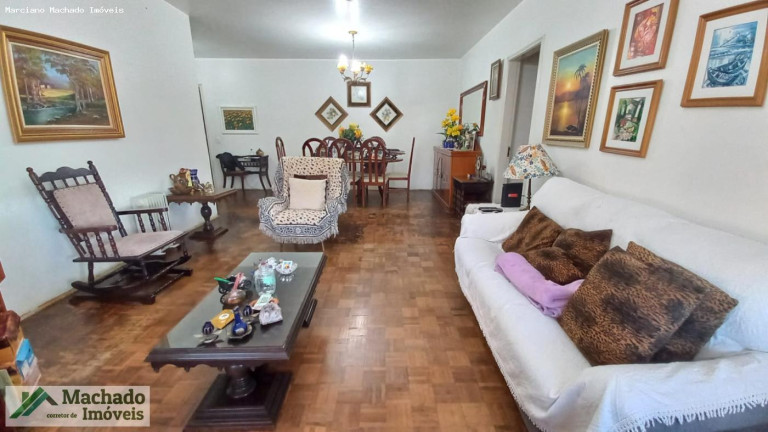 Imagem Apartamento com 3 Quartos à Venda, 128 m² em Centro - Santa Maria