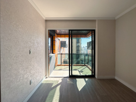 Imagem Apartamento com 4 Quartos à Venda, 258 m² em Centro - Florianópolis