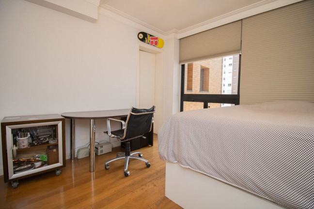 Imagem Apartamento com 3 Quartos à Venda, 247 m² em Vila Suzana - São Paulo Imagem Apartamento com 3 Quartos à Venda, 247 m² em Vila Suzana - São Paulo