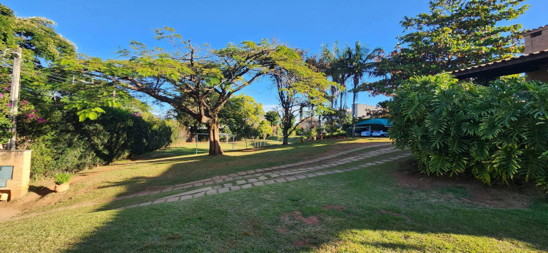 Imagem Casa com 4 Quartos à Venda, 500 m² em Vila Petrópolis - Atibaia Imagem Casa com 4 Quartos à Venda, 500 m² em Vila Petrópolis - Atibaia