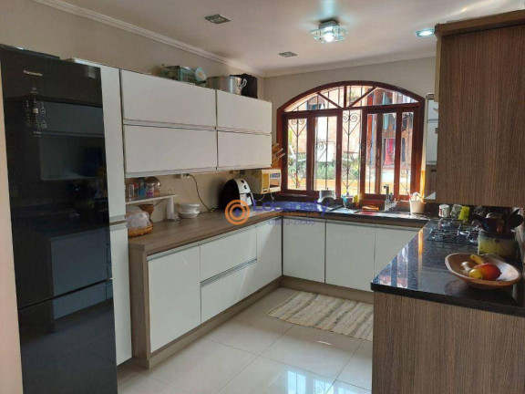 Imagem Casa com 3 Quartos à Venda, 169 m² em Jardim Petrópolis (santa Luzia) - Ribeirão Pires Imagem Casa com 3 Quartos à Venda, 169 m² em Jardim Petrópolis (santa Luzia) - Ribeirão Pires