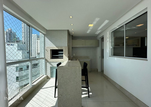 Imagem Apartamento com 3 Quartos à Venda, 151 m² em Centro - Balneário Camboriú