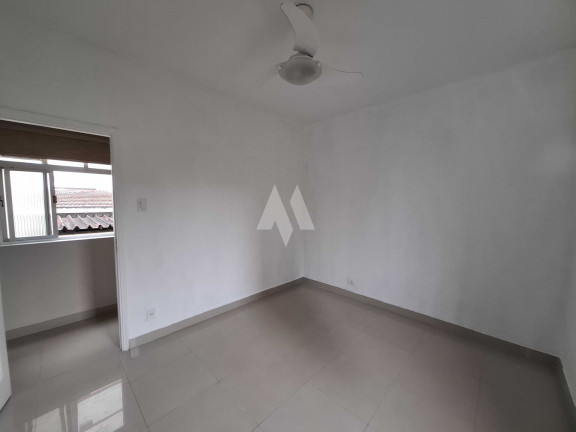 Imagem Apartamento com 2 Quartos à Venda, 77 m² em Gonzaga - Santos