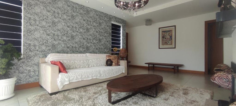 Imagem Casa com 5 Quartos à Venda, 651 m² em Prata - Teresópolis Imagem Casa com 5 Quartos à Venda, 651 m² em Prata - Teresópolis