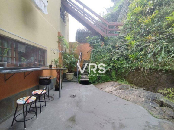 Imagem Casa com 5 Quartos à Venda, 180 m² em Jardim Cascata - Teresópolis