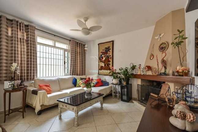 Imagem Casa com 3 Quartos à Venda, 190 m² em Indianópolis - São Paulo Imagem Casa com 3 Quartos à Venda, 190 m² em Indianópolis - São Paulo