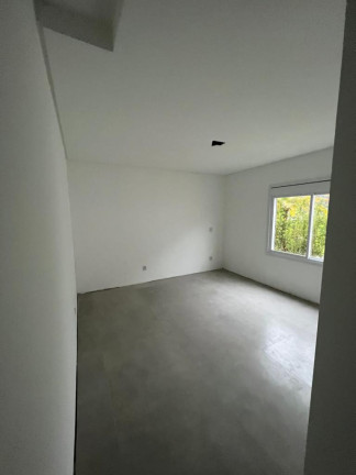 Imagem Casa com 4 Quartos à Venda, 200 m² em Centro - Capao Da Canoa