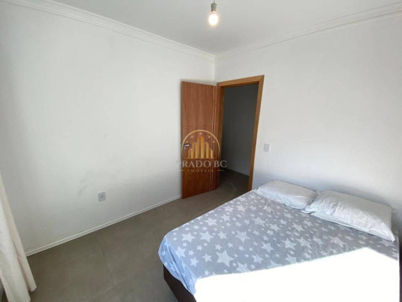 Imagem Casa com 3 Quartos à Venda, em Balneário Camboriú Imagem Casa com 3 Quartos à Venda, em Balneário Camboriú