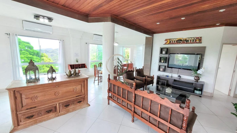 Imagem Casa com 3 Quartos para Alugar, 247 m² em Enseada - Guarujá