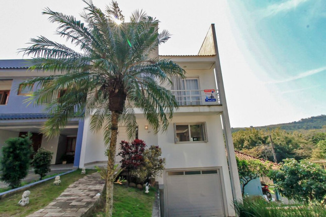Imagem Casa de Condomínio com 3 Quartos à Venda, 205 m² em Vila Nova - Porto Alegre