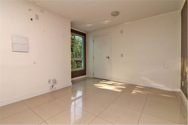 Imagem Imóvel com 2 Quartos à Venda, em Vila Nova - Porto Alegre Imagem Imóvel com 2 Quartos à Venda, em Vila Nova - Porto Alegre