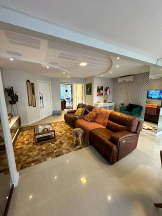 Imagem Apartamento com 3 Quartos à Venda, 120 m² em Centro - Balneário Camboriú Imagem Apartamento com 3 Quartos à Venda, 120 m² em Centro - Balneário Camboriú