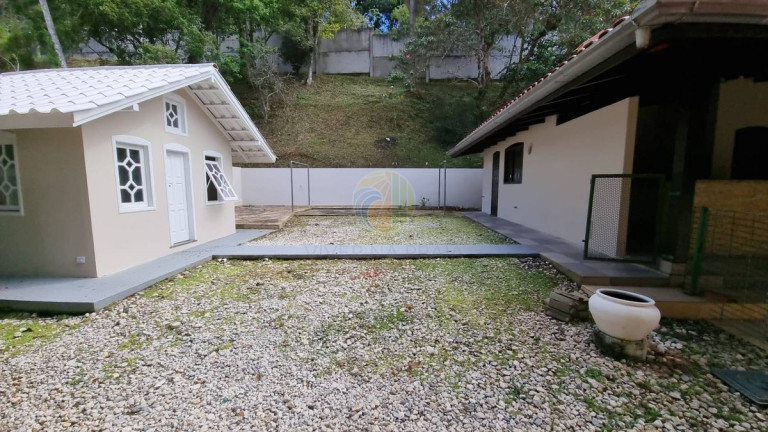 Imagem Casa com 4 Quartos à Venda, 321 m² em Estados - Balneário Camboriú