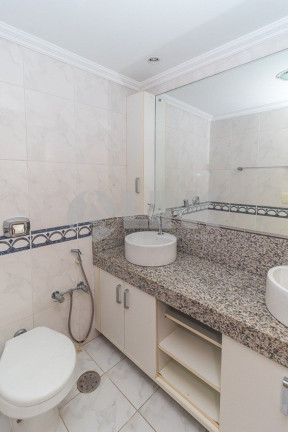 Imagem Apartamento com 3 Quartos à Venda, 118 m² em Auxiliadora - Porto Alegre Imagem Apartamento com 3 Quartos à Venda, 118 m² em Auxiliadora - Porto Alegre