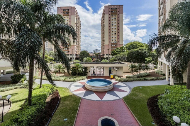Imagem Imóvel com 3 Quartos à Venda, 69 m² em Vila Ipiranga - Porto Alegre