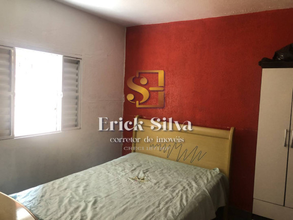 Imagem Casa com 6 Quartos à Venda, 200 m² em Padroeira - Osasco Imagem Casa com 6 Quartos à Venda, 200 m² em Padroeira - Osasco